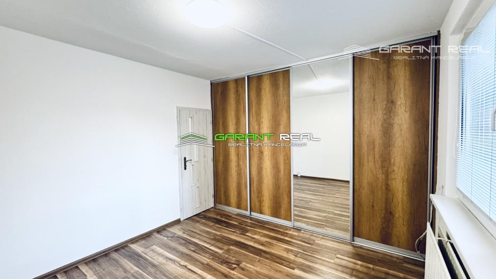 GARANT REAL - prenájom 3-izbový byt, čiastočne zariadený, 72 m2, s loggiou, L. Novomeského, Prešov - Sekčov