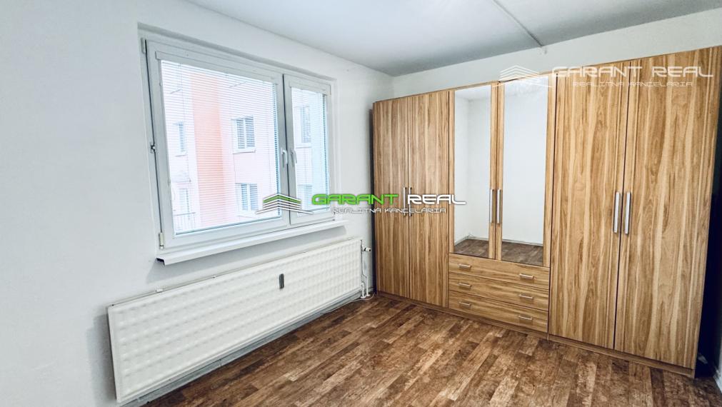 GARANT REAL - prenájom 3-izbový byt, čiastočne zariadený, 72 m2, s loggiou, L. Novomeského, Prešov - Sekčov
