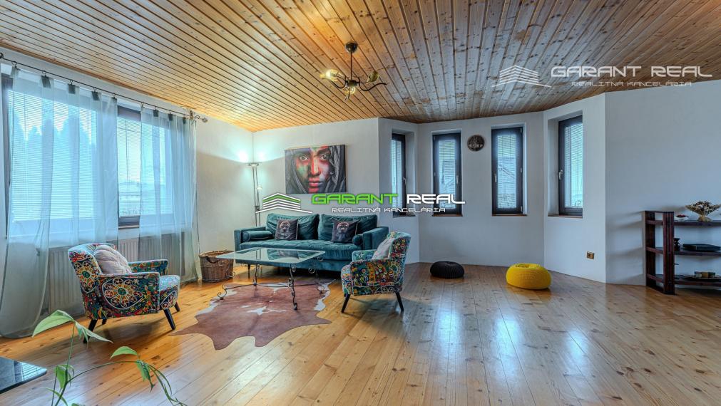 GARANT REAL - PRIESTRANNÝ TEHLOVÝ RODINNÝ DOM V TICHOM PROSTREDÍ S INVESTIČNÝM POTENCIÁLOM – PODHORANY