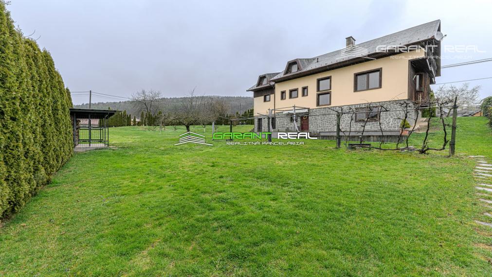 GARANT REAL - PRIESTRANNÝ TEHLOVÝ RODINNÝ DOM V TICHOM PROSTREDÍ S INVESTIČNÝM POTENCIÁLOM – PODHORANY