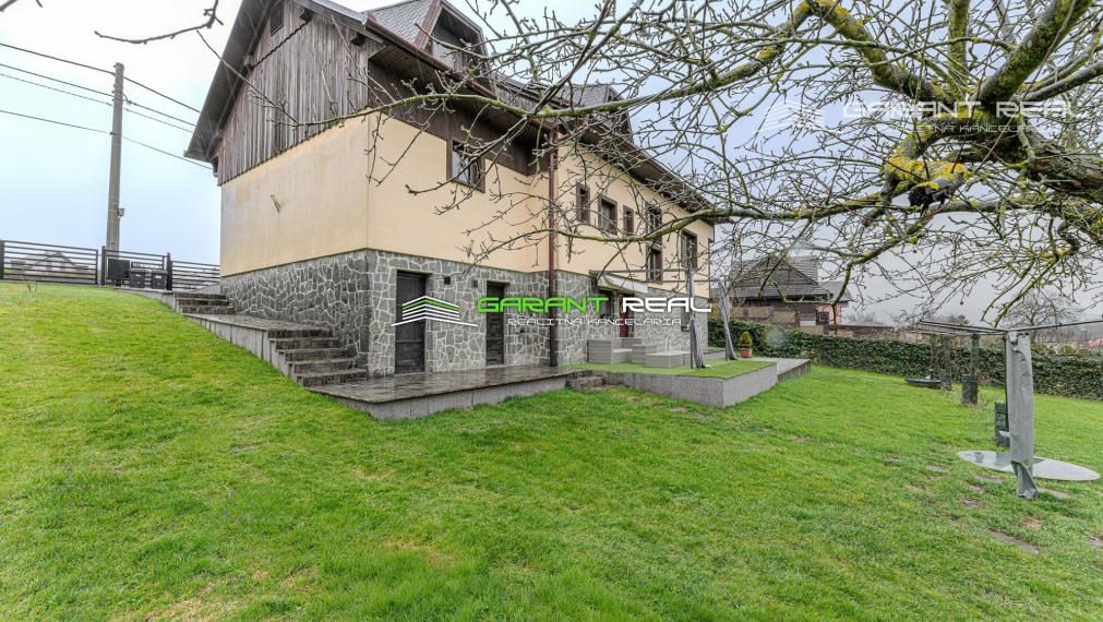 GARANT REAL - PRIESTRANNÝ TEHLOVÝ RODINNÝ DOM V TICHOM PROSTREDÍ S INVESTIČNÝM POTENCIÁLOM – PODHORANY