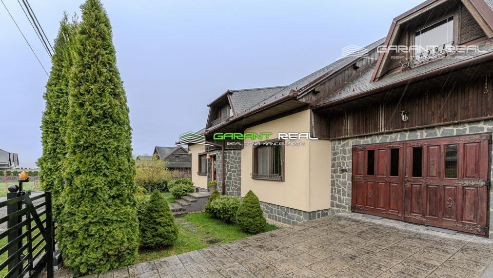 GARANT REAL - PRIESTRANNÝ TEHLOVÝ RODINNÝ DOM V TICHOM PROSTREDÍ S INVESTIČNÝM POTENCIÁLOM – PODHORANY