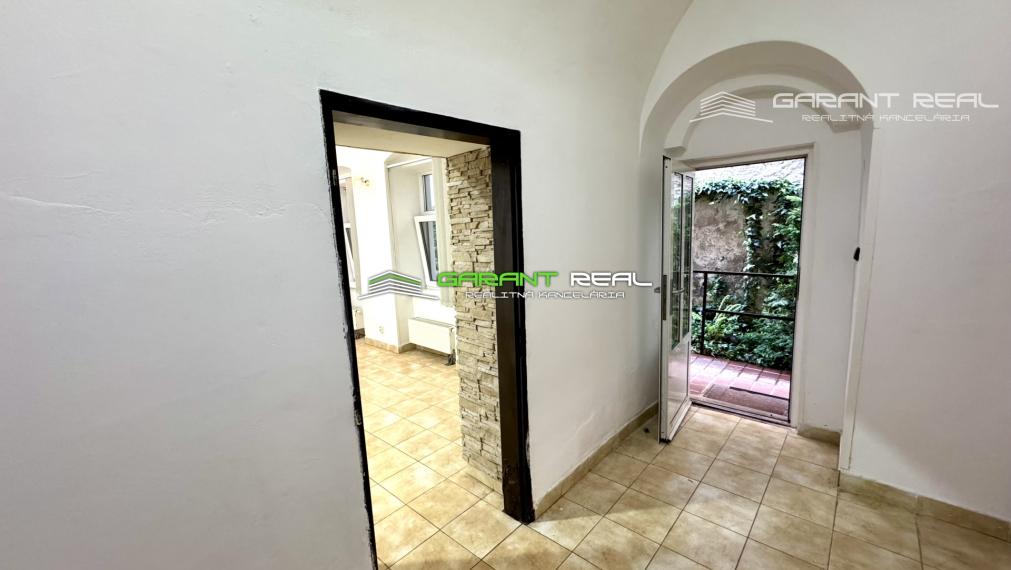 GARANT REAL - prenájom kancelársky priestor 60 m2, prízemie, Prešov, Hlavná ulica