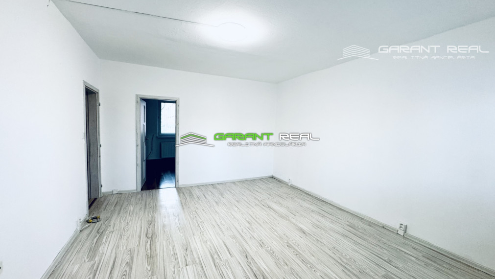 GARANT REAL - prenájom 3-izbový byt, čiastočne zariadený, 72 m2, s loggiou, L. Novomeského, Prešov - Sekčov