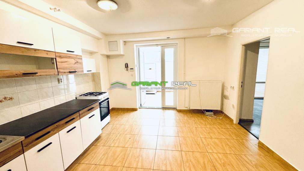 GARANT REAL - prenájom 2-izbový byt 68 m2, Železničiarska ulica, Prešov