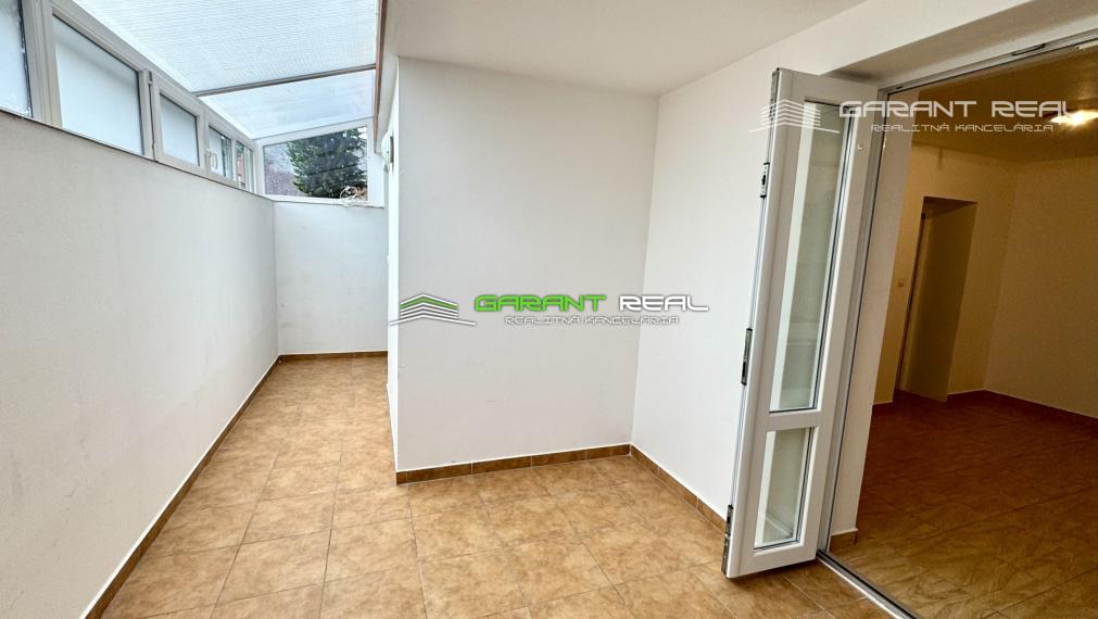 GARANT REAL - prenájom 2-izbový byt 68 m2, Železničiarska ulica, Prešov
