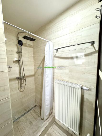 GARANT REAL -prenájom 2-izbový moderný, klimatizovaný byt so šatníkom, 50 m2, Prešov, širšie centrum, Bayerova ul.