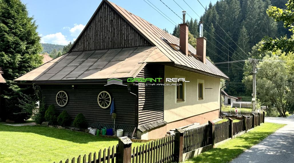 GARANT REAL - predaj chalupa / rodinný dom, obec Zázrivá, časť Havrania, pozemok 615 m2, okr. Dolný Kubín