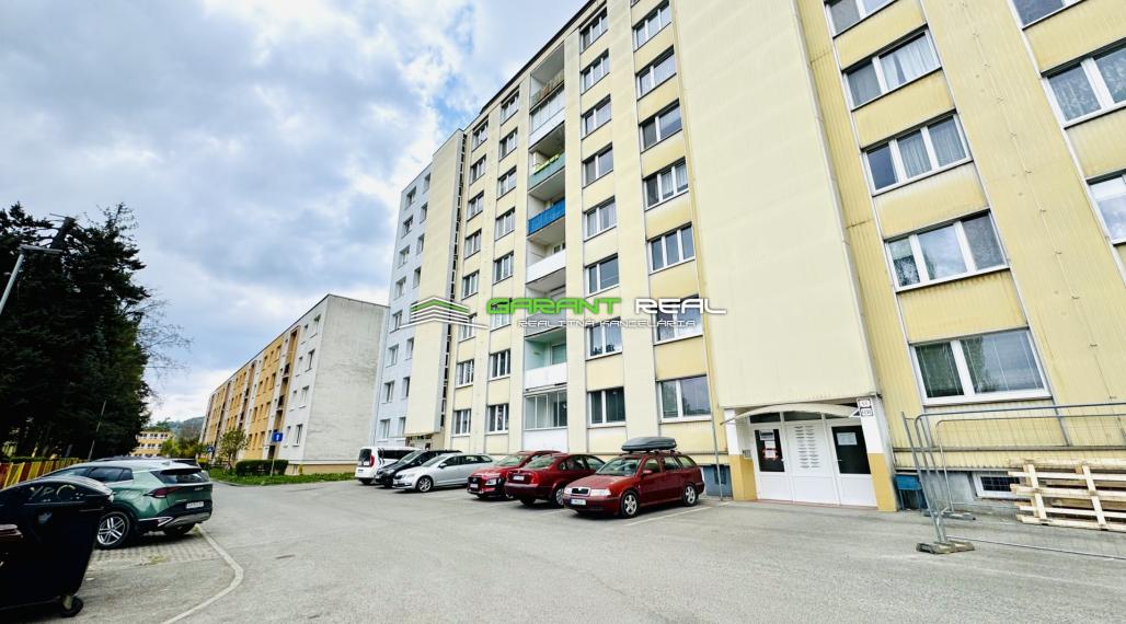 GARANT REAL - predaj 3-izbový byt 67 m2 s loggiou 4 m2, Októbrová ulica, Sídlisko II, Prešov